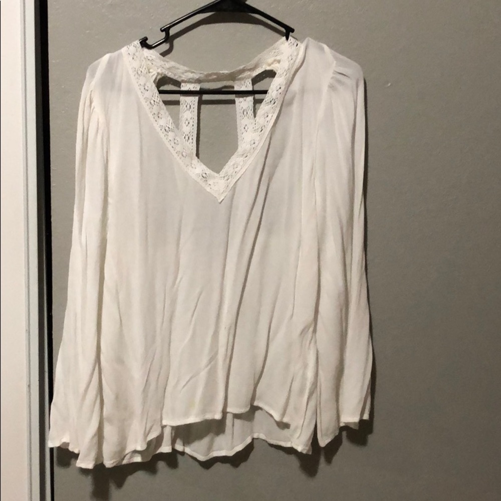 White shirt bongo
